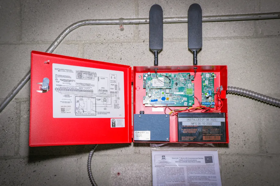 Generator And Battery System