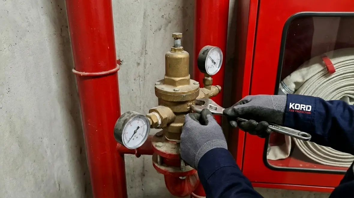 Standpipe pressure reducing valve maintenance cover image