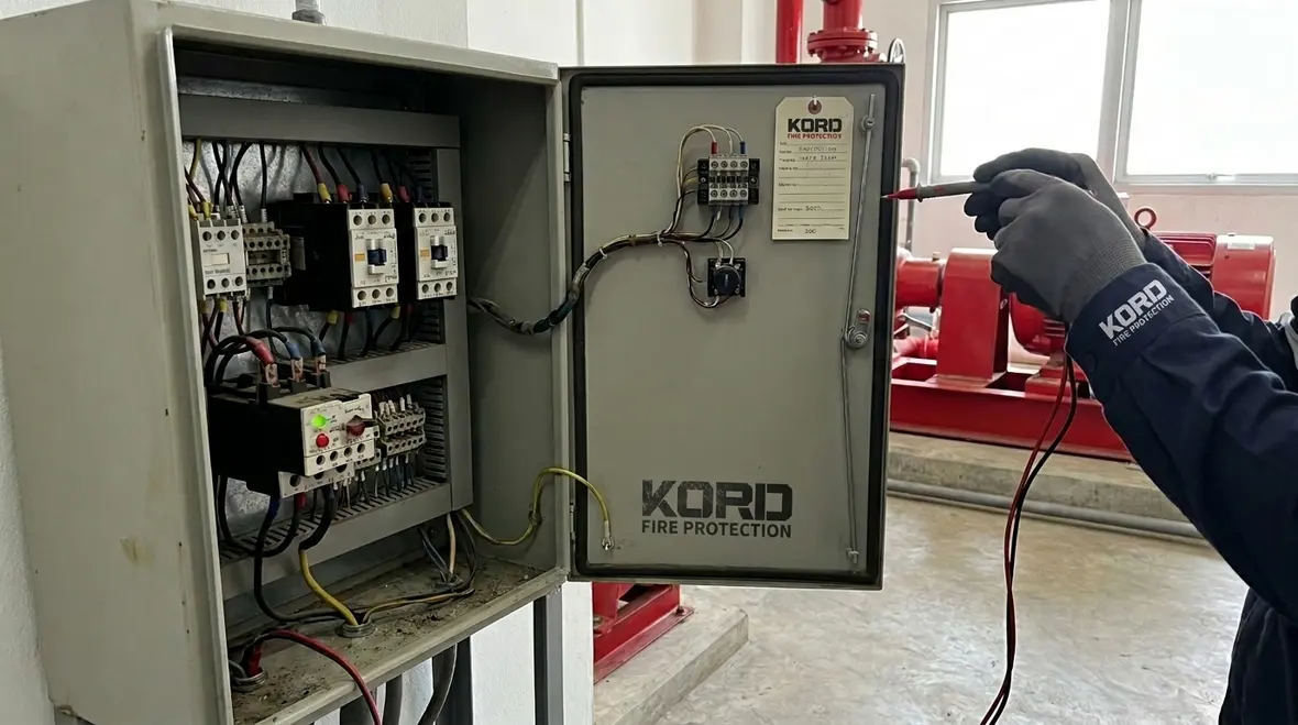Fire pump motor starter troubleshooting in a fire pump room