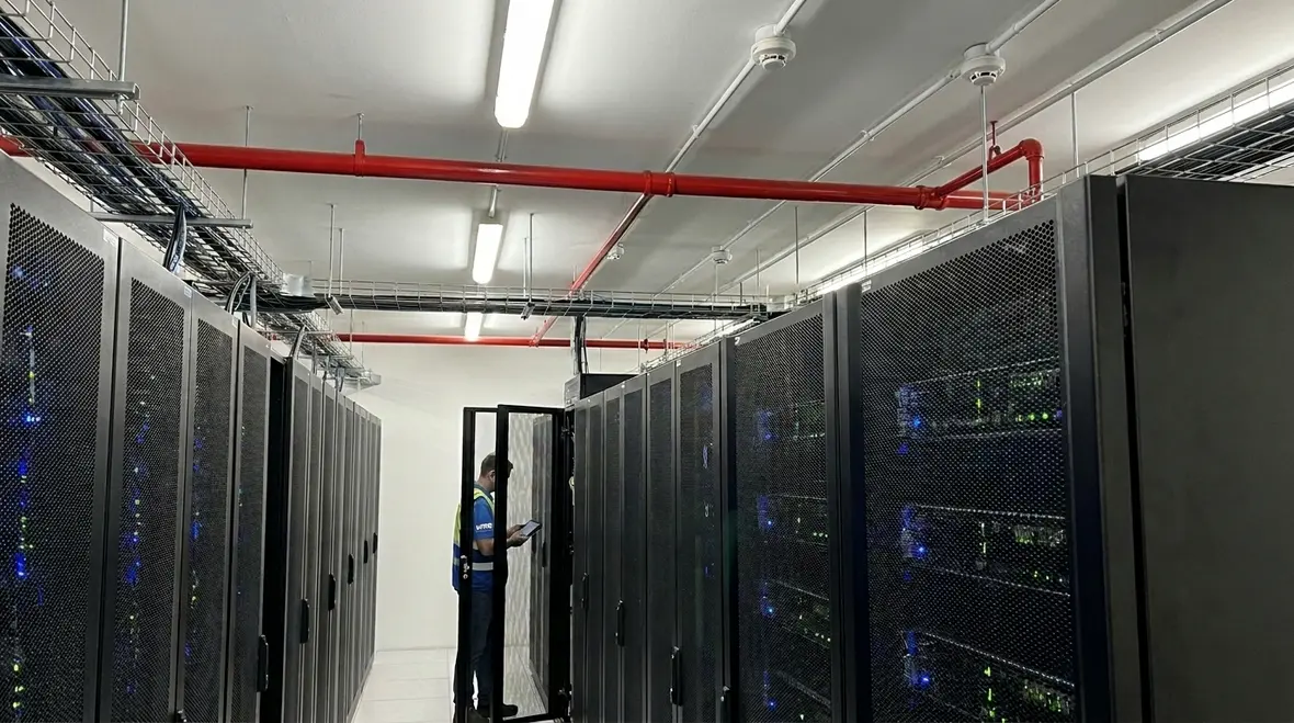 Fire protection for data centers with server infrastructure