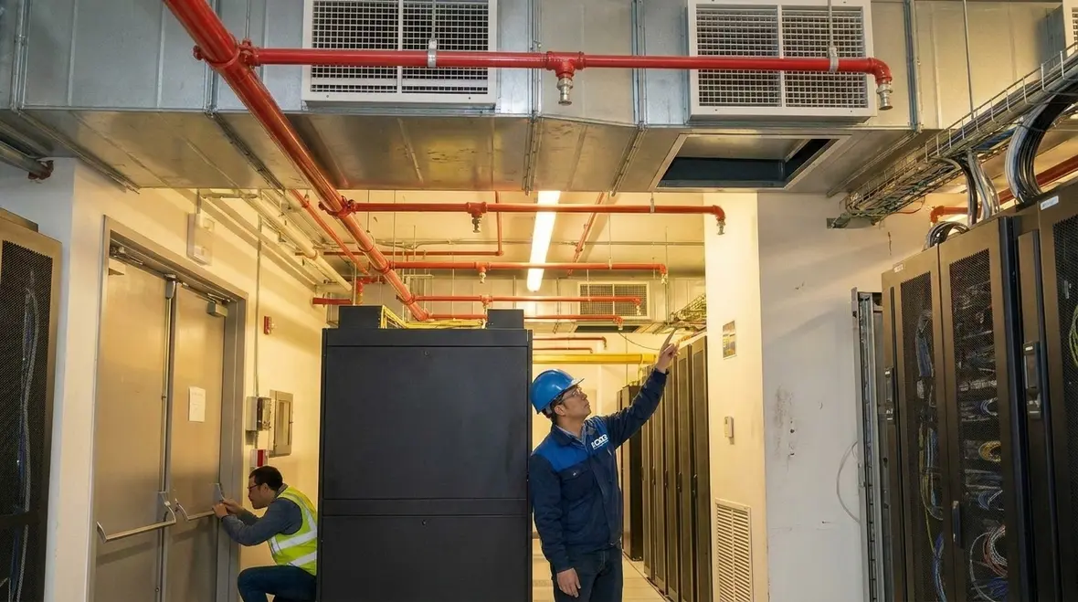 Clean agent system planning for room airflow and concentration analysis