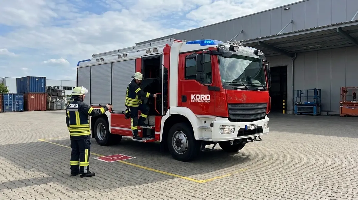 Fire apparatus personnel safety standards hero image