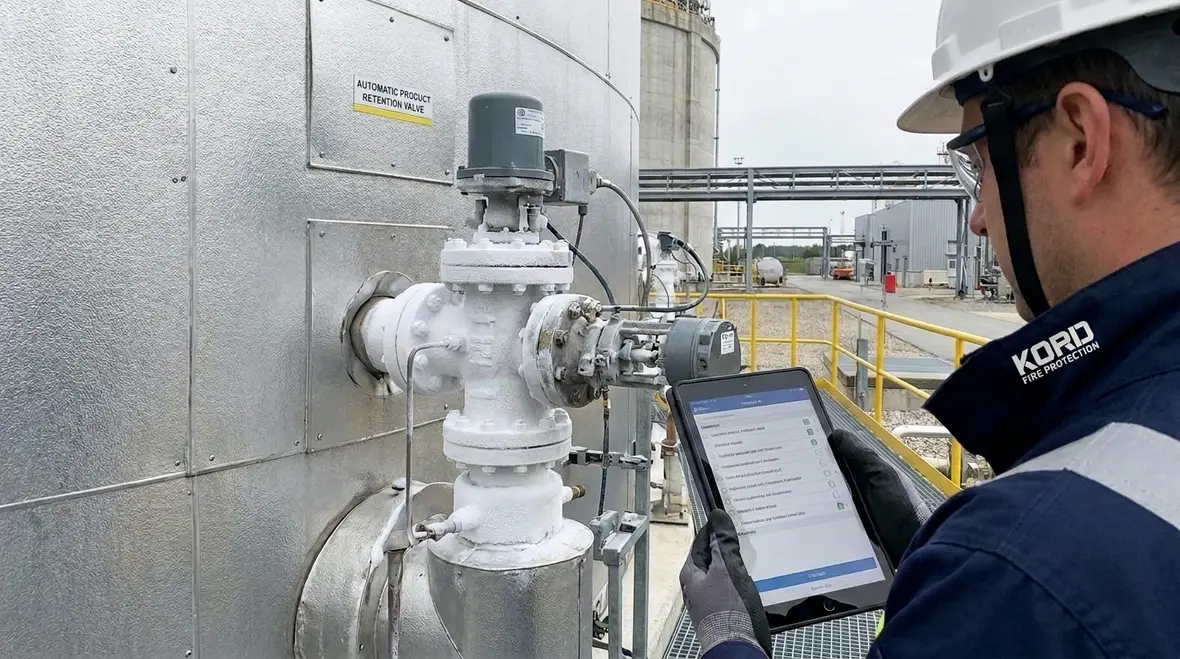 NFPA 52 LNG automatic product retention valve requirements